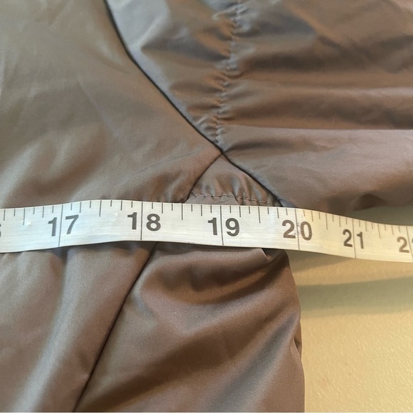 Adidas Puffer Climawarm Outdoor Jacket Winter Coat brown size small GUC - Picture 14 of 14